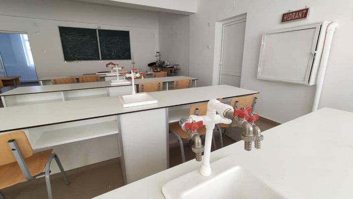 semnare contract (1)