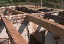 Cula de la Groșerea, salvată de voluntari!