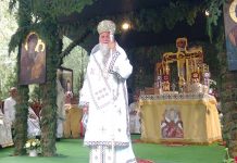 Mitropolitul Olteniei a oficiat Sfânta Liturghie la Hramul «Schimbarea la Faţă a Domnului», la Mănăstirea Lainici, Gorj (II) – ,,Lumina Slavei Schimbării la Faţă a Domnului să strălucească permanent peste noi şi să vedem pe feţele fiecăruia dintre noi, Chipul Domnului nostru Iisus Hristos”!