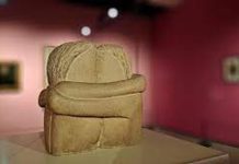 Opera brâncușiană ,,Sărutul”, expusă de luni și până pe 30 august, la București