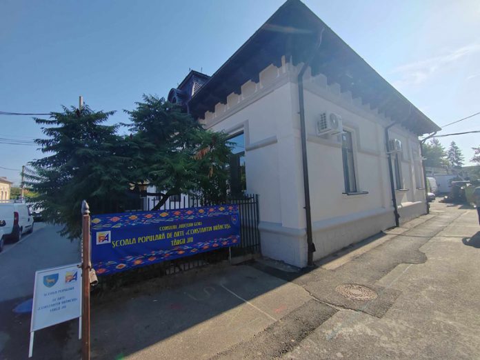 O nouă secție externă a Școlii Populare de Arte