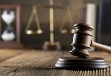 Obligată de judecători să stea departe de noră