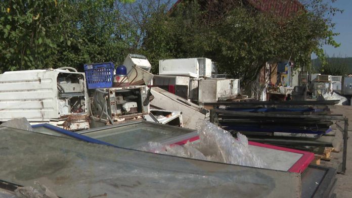 377934067_1054272422652040_4225588112440369313_n