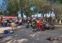 Târgu-Jiu: Pompierii și jandarmii, exerciții privind intervenția de urgență în caz de cutremur și incendiu