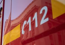 Târgu Jiu: O mașină a luat foc, pe strada14 Octombrie