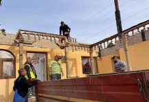 A început refacerea casei arse într-un incendiu, la Tismana!