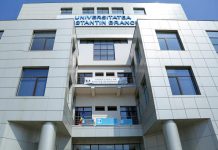 Se fac pregătiri pentru Balul Bobocilor, la UCB Târgu-Jiu