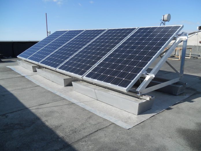 Aplicație deblocată pentru Programul Casa Verde Fotovoltaice