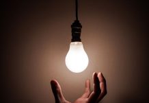 Află cât de important este să-ți verifici instalația electrică atunci când îți cumperi o casă