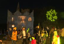 Petrecere în avans de Halloween, la Castelul Vrăjitoarelor
