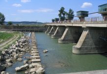 Lucrări la barajul Ișalnița