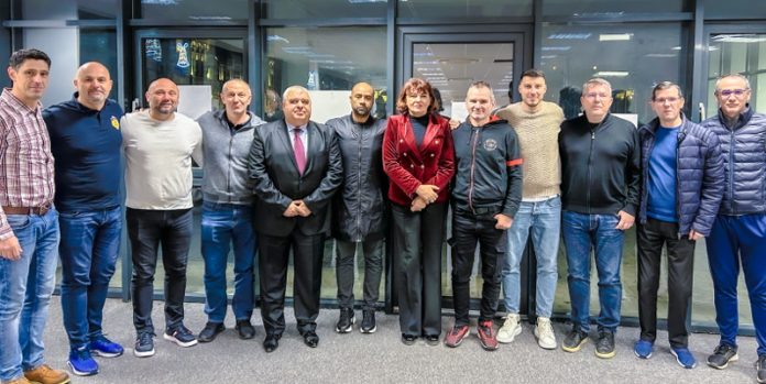 387507975_1126376421668758_7107887886584751533_n