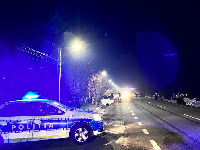 UPDATE: O femeie în vârstă de 89 de ani, rănită în accidentul de la Drăguțești