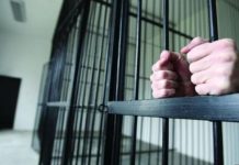 Riscă să facă pușcărie, deși a fost condamnat cu suspendare