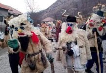 ,,Mascații”, la Cloșani