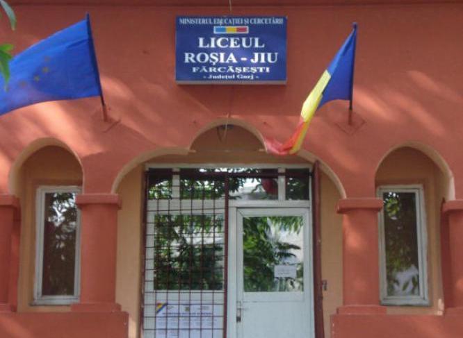 liceu rosia jiu1
