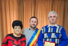 Doi soți din Rovinari, premiați de edilul Robert Filip