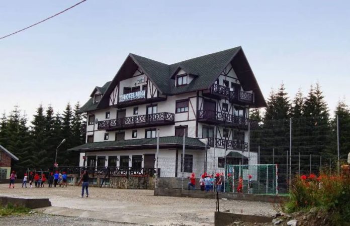 Hotelul Mina din Rânca, scos la licitație cu un preț diminuat, după eșecul primelor proceduri