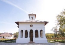 Tehnologie modernă la biserica din Glogova, restaurată cu fonduri europene