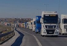 Fermierii și transportatorii amenință că o să blocheze Capitala