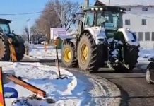 Astăzi, protest masiv: Fermierii și transportatorii din țară vin cu tractoarele și camioanele la București