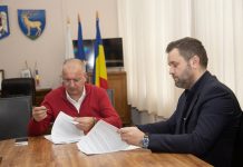 27 de microbuze electrice pentru elevii din Gorj