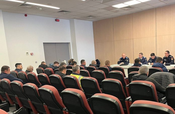 a337bd8b-bdcc-4f2b-8d4d-2b312aaef832