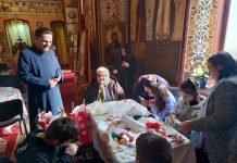 Atelierul din biserică. Au cusut semne tradiționale și au confecționat mărțișoare