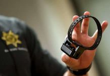 Persoanele urmãrite penal, monitorizate cu brăţări electronice
