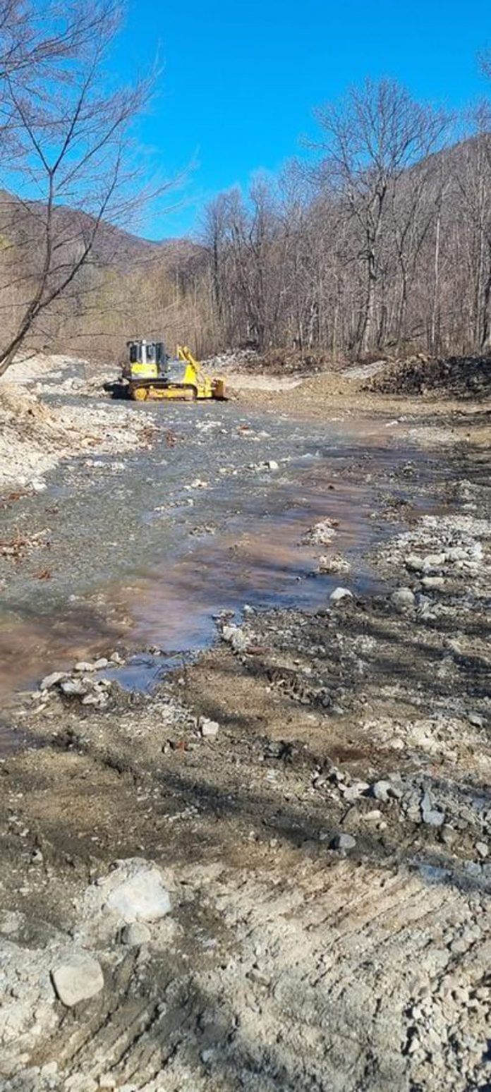 8a88634e-f0dc-424c-84bd-e61e037ca680