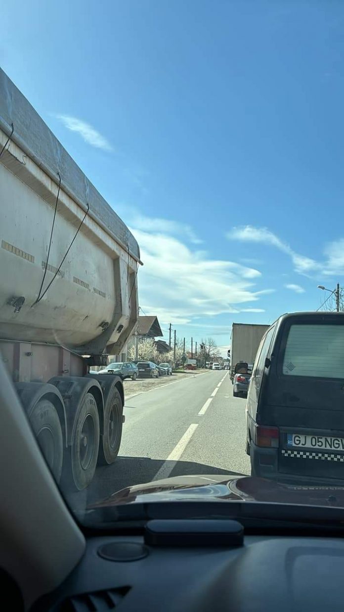 Accident cu două victime, la Târgu Jiu