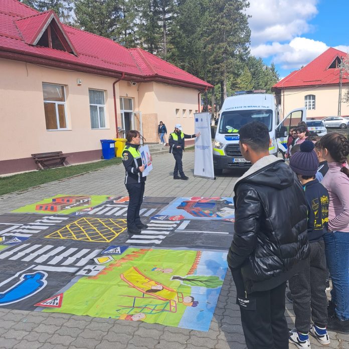 Educație rutieră pentru elevii din Polovragi