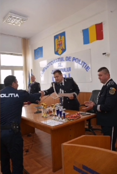 IPJ Gorj: Avansări în grad, de Ziua Poliției Române