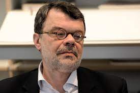 A murit fostul ministru Daniel Barbu