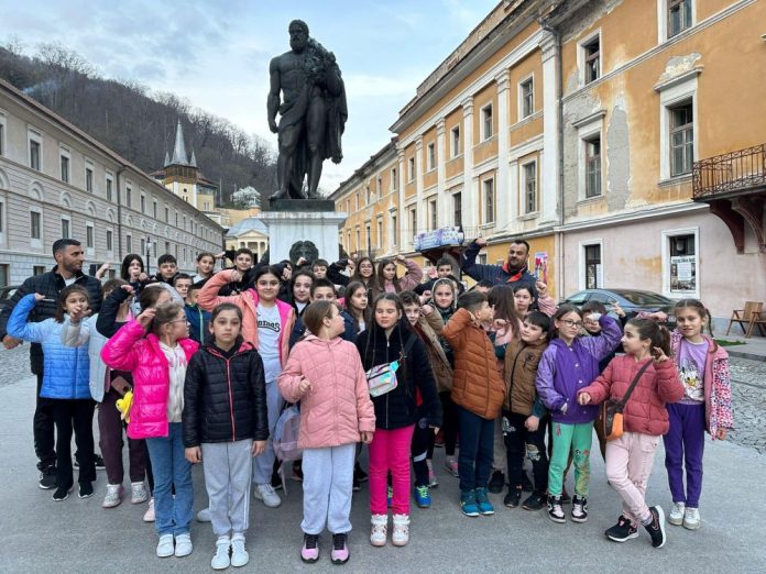 Performanță pentru elevii Liceului Tehnologic Bâlteni