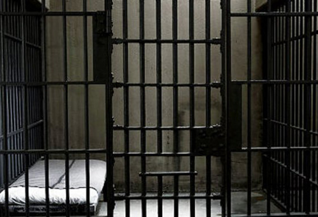 Vrea să fie eliberat mai repede din pușcărie