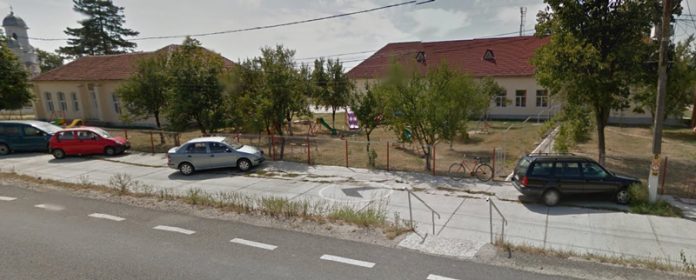 scoala-capu-dealului