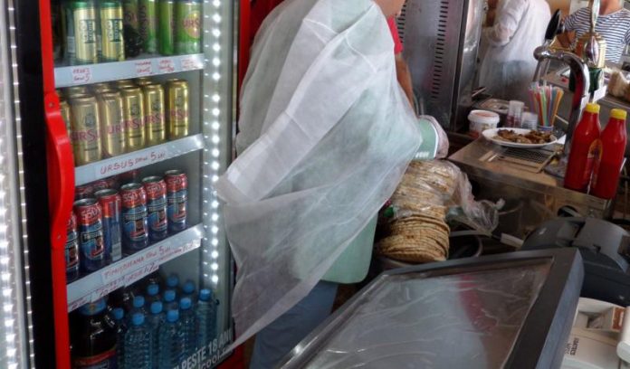 Se anunță controale în minivacanţa de Sfânta Maria pentru prevenirea toxiinfecţiilor alimentare!