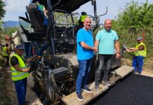 Drumuri asfaltate la Runcu