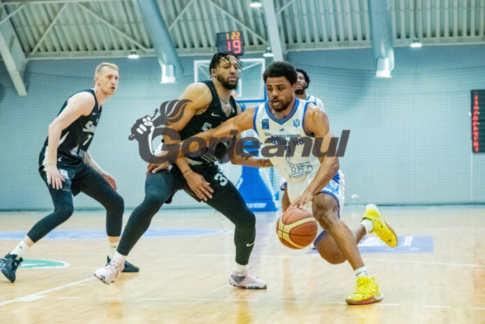 8bfc2209-bf7b-4070-b21c-12dbab0b6296