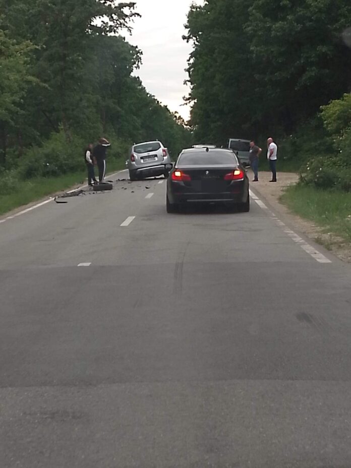Accident cu doi răniți la Arcani