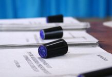 Cinci buletine de vot pentru fiecare alegător