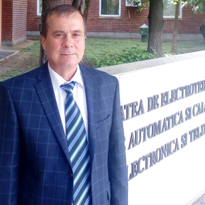 El este inginerul de la Spitalul Dobrița care a inventat cureaua de pantaloni cu colac de salvare încorporat, brevetată OSIM