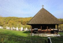 Peste un milion de lei pentru restaurarea unei biserici de lemn din Gorj