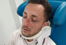 Lovit de mascați acasă!