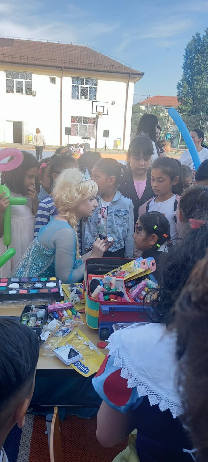 ziua-copilului-scoala-ecaterina-teodoroiu-(4)