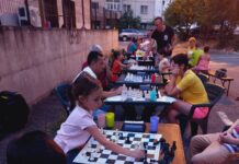 FOTO,Târgu Jiu: Ziua Mondială a Șahului, sărbătorită de cei mici și cei mari. Concursuri cu 50 de participanți