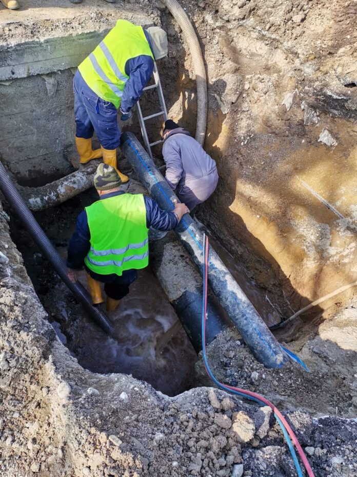 Avarie la rețeaua de apă din Țânțăreni