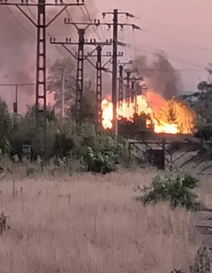 Incendiu puternic la Bumbești-Jiu