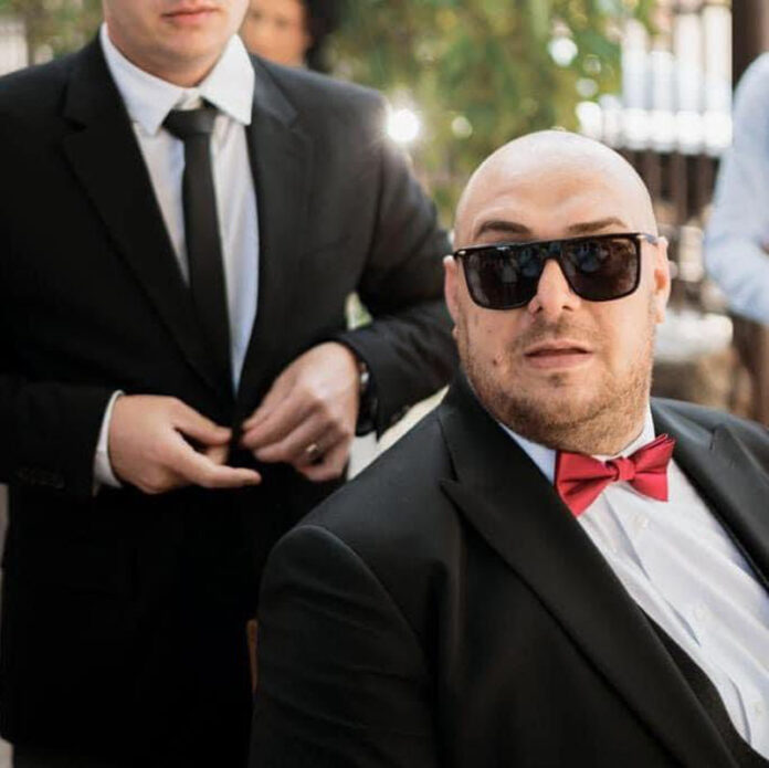 Condamnare cu suspendare și muncă în folosul comunității pentru Mădălin Cremeneanu, inculpat într-un dosar de deținere de droguri